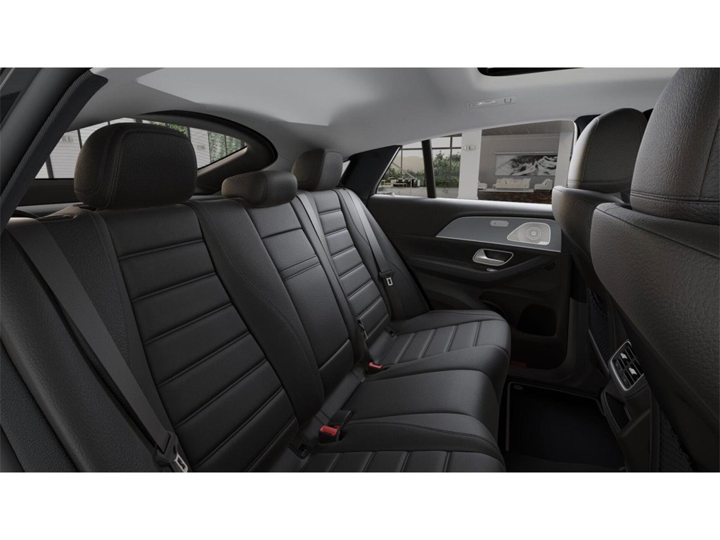 2026 Mercedes Benz GLE 450 4MATIC photo 4