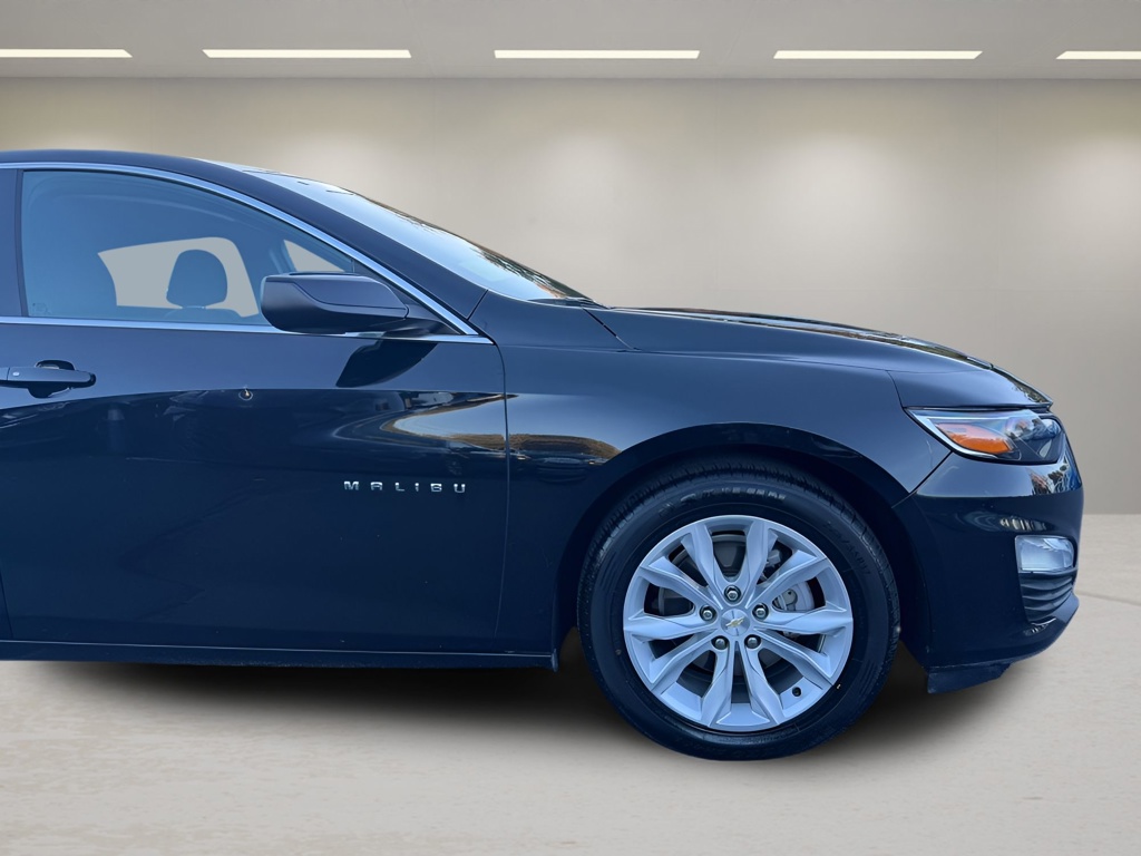 Used 2025 Chevrolet Malibu Sedan