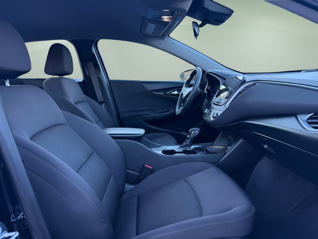 Used 2025 Chevrolet Malibu Sedan