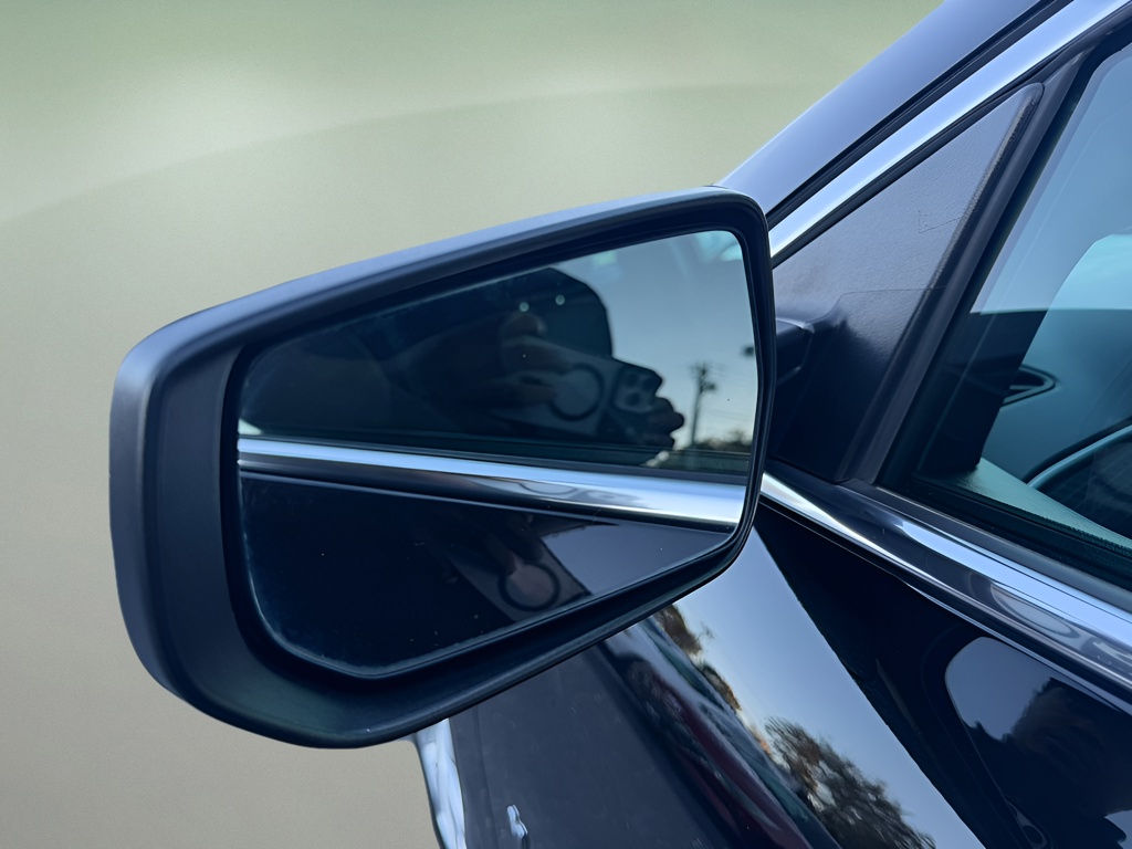 Used 2025 Chevrolet Malibu Sedan