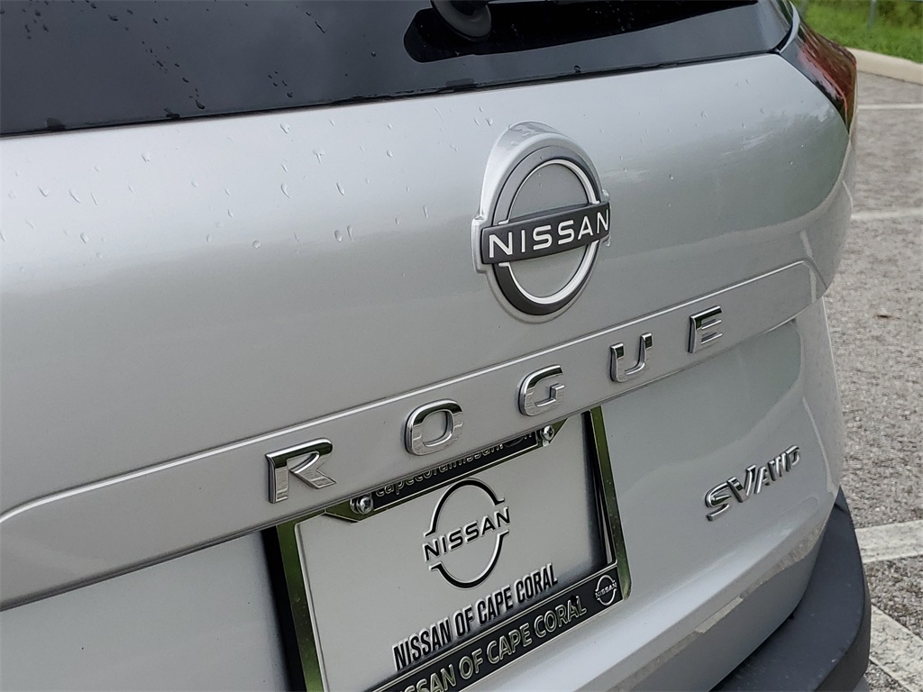 2023 Brilliant Silver Metallic Nissan Rogue SV AWD SUV