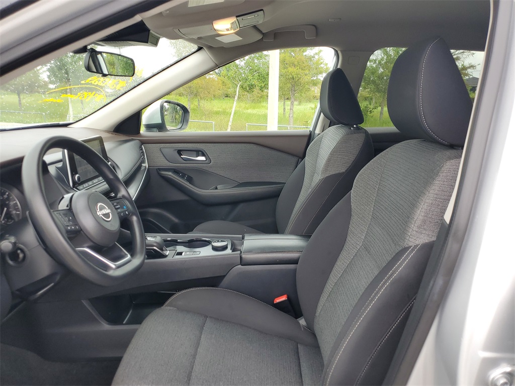 2023 Brilliant Silver Metallic Nissan Rogue SV AWD SUV