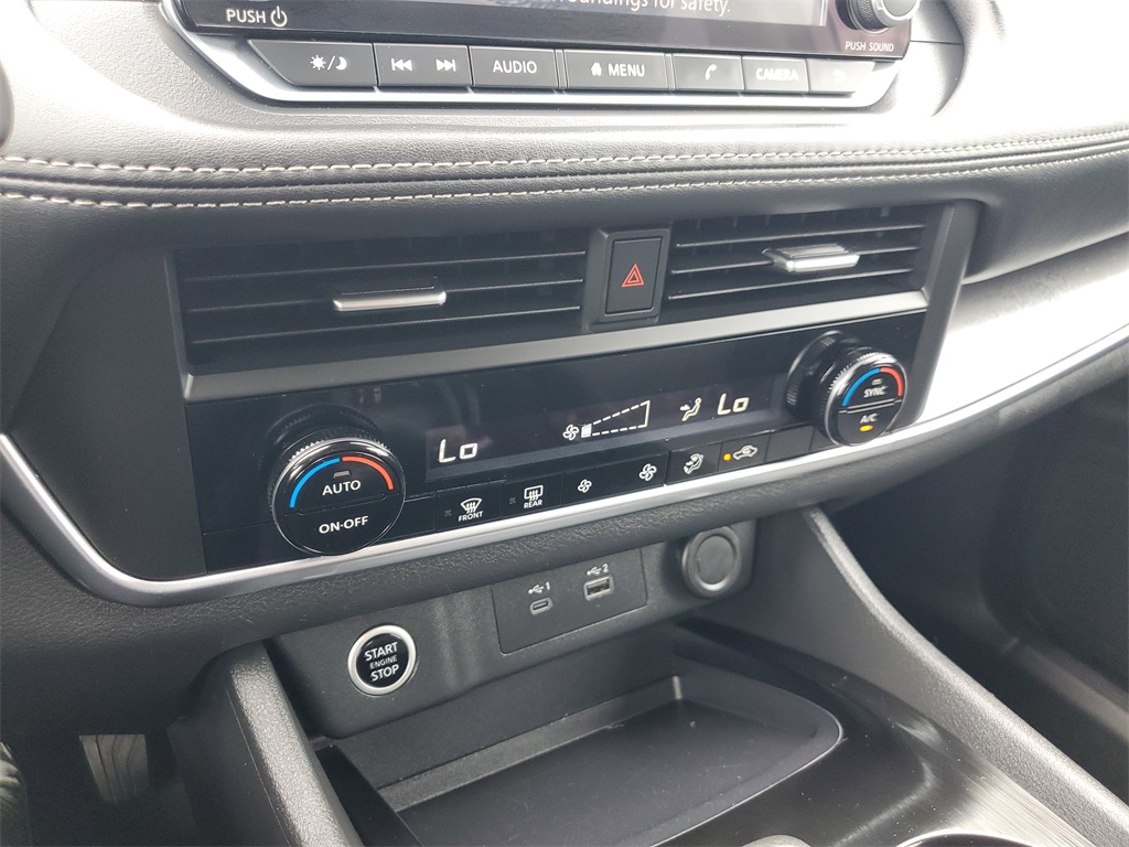 2023 Brilliant Silver Metallic Nissan Rogue SV AWD SUV