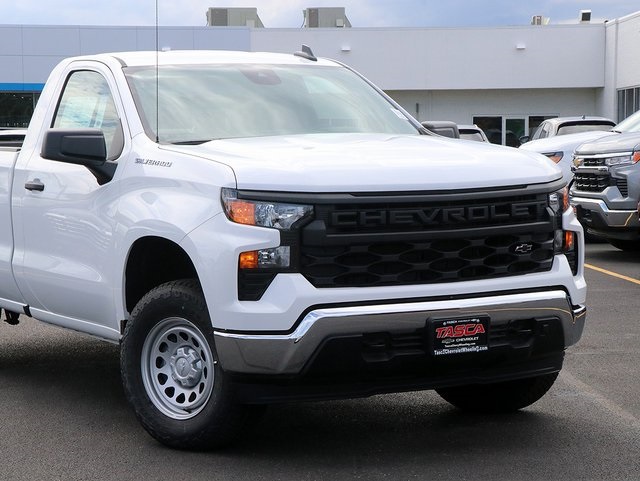 2025 Chevrolet Silverado 1500 photo 2