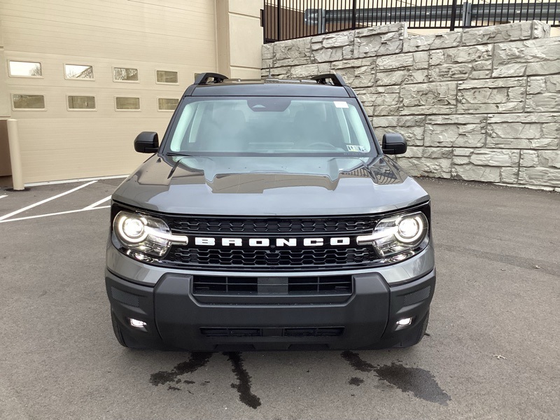 2025 Ford Bronco Sport Outer Banks photo 2