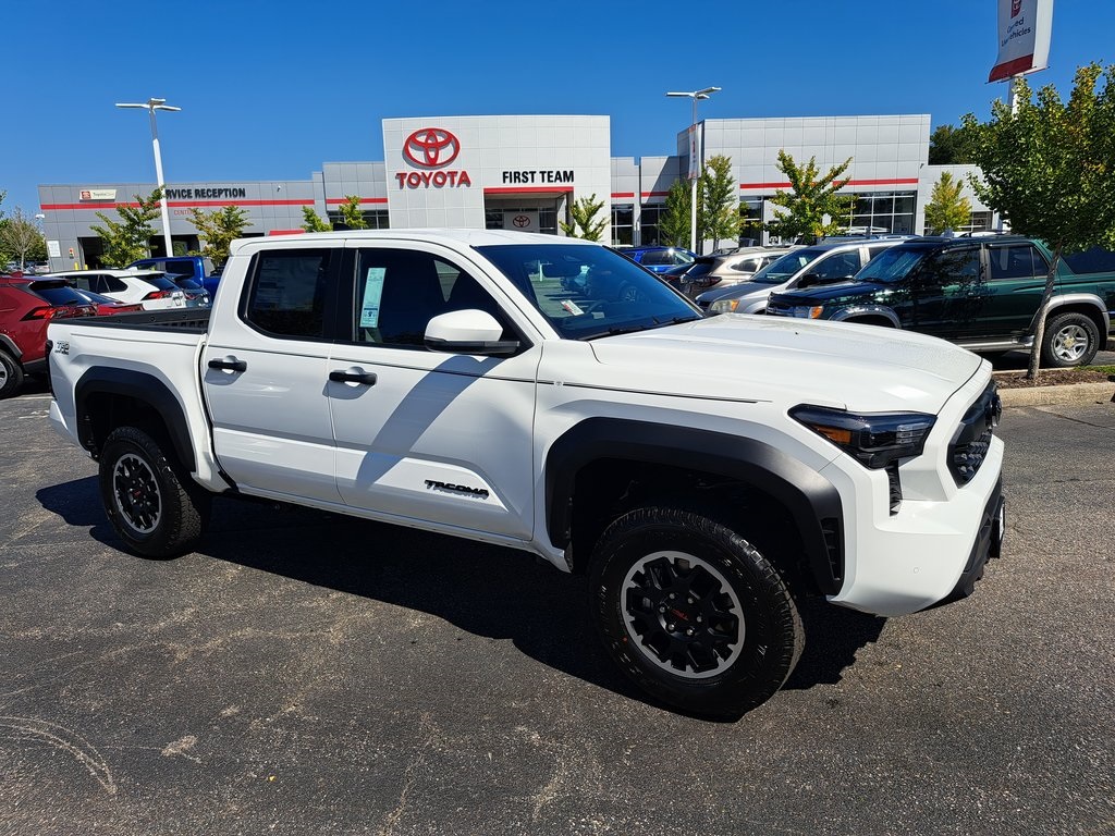 2025 Toyota Tacoma TRD Off-Road Double Cab photo 4