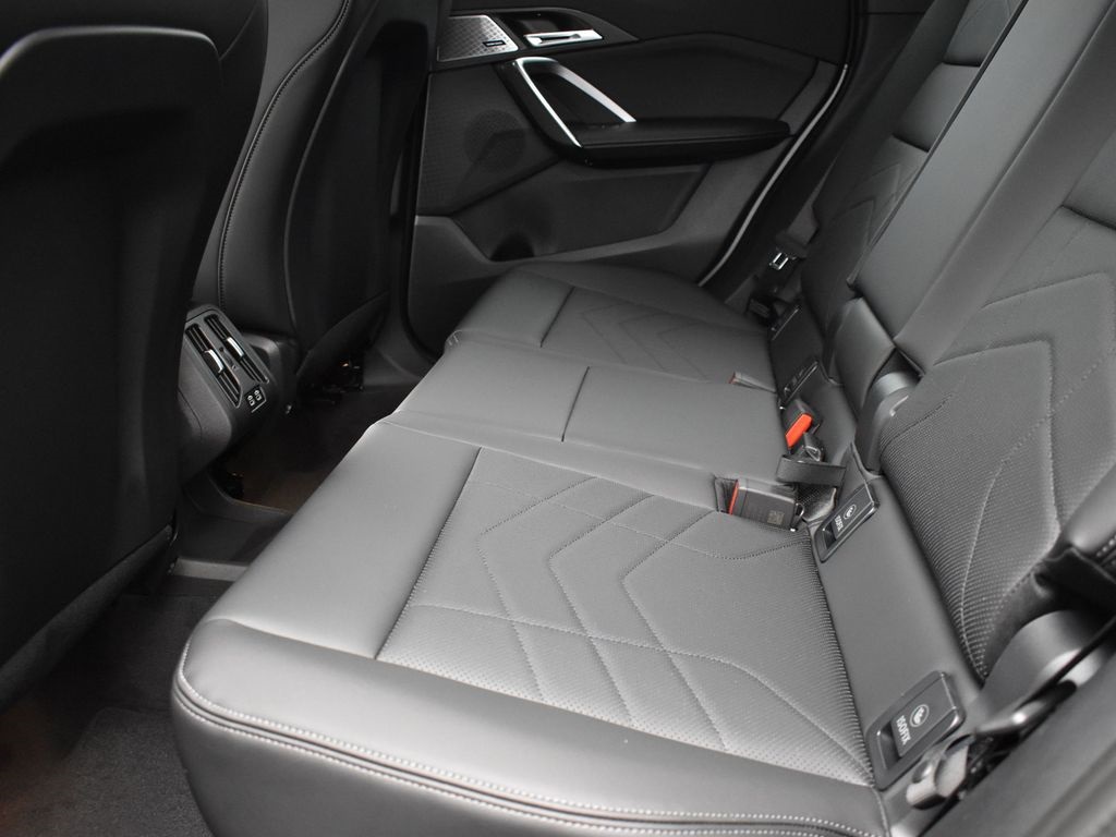 2025 Space Silver Metallic BMW X1 xDrive28i AWD SUV