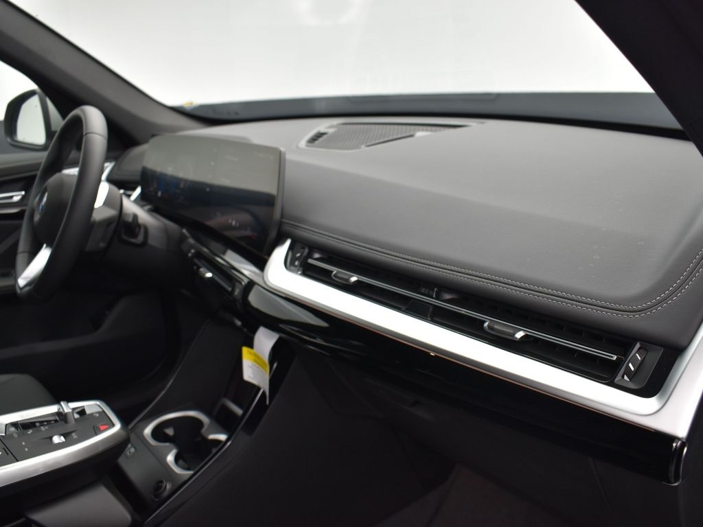 2025 Space Silver Metallic BMW X1 xDrive28i AWD SUV