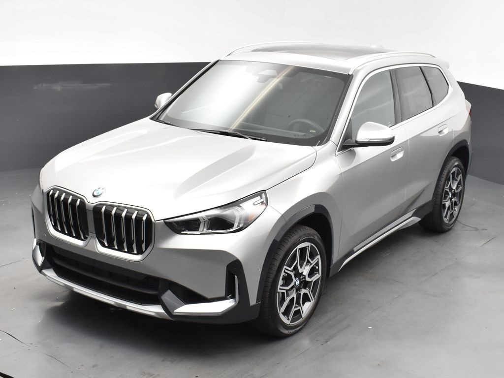 2025 Space Silver Metallic BMW X1 xDrive28i AWD SUV
