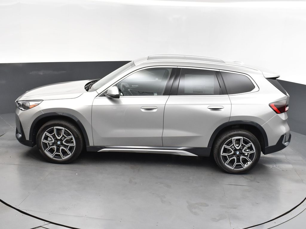 2025 Space Silver Metallic BMW X1 xDrive28i AWD SUV