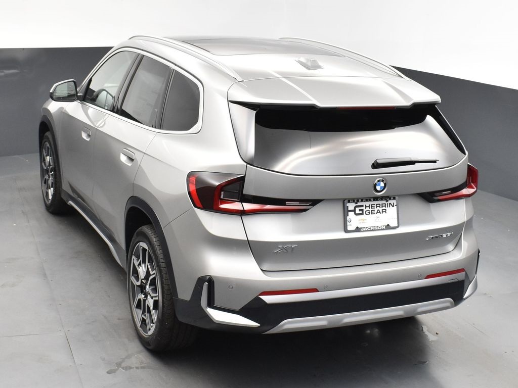 2025 Space Silver Metallic BMW X1 xDrive28i AWD SUV
