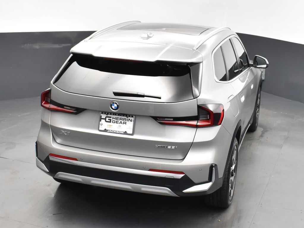 2025 Space Silver Metallic BMW X1 xDrive28i AWD SUV