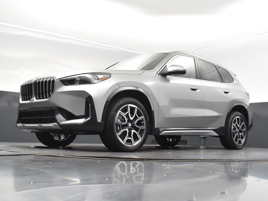 2025 Space Silver Metallic BMW X1 xDrive28i AWD SUV