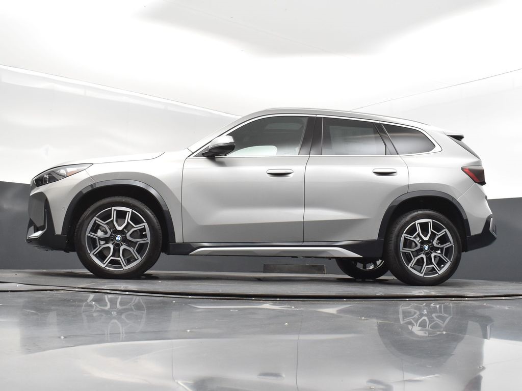 2025 Space Silver Metallic BMW X1 xDrive28i AWD SUV