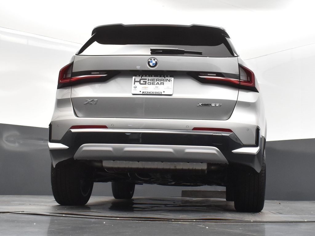 2025 Space Silver Metallic BMW X1 xDrive28i AWD SUV