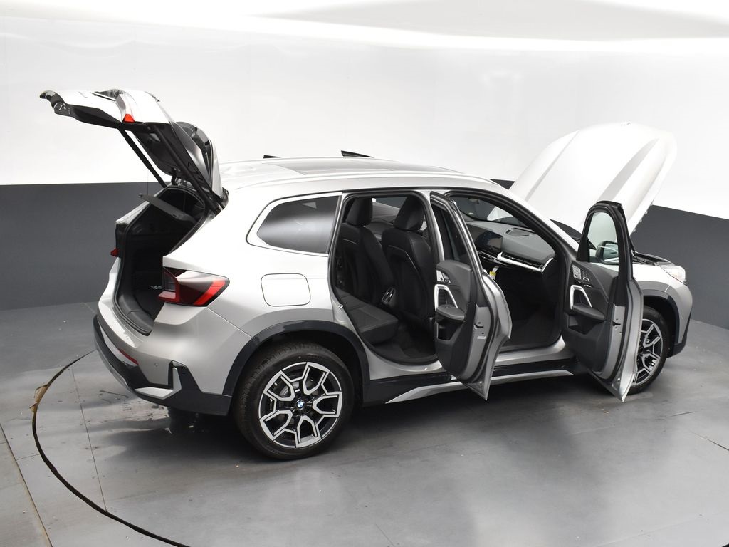 2025 Space Silver Metallic BMW X1 xDrive28i AWD SUV
