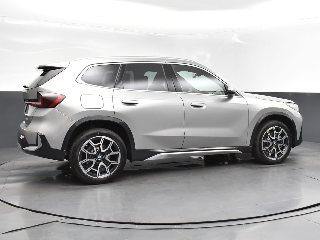 2025 Space Silver Metallic BMW X1 xDrive28i AWD SUV