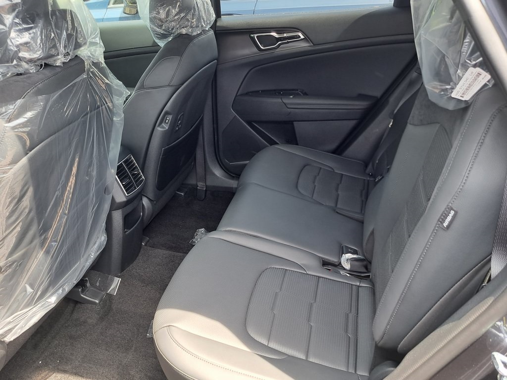 2026 Kia Sportage SX-Prestige SUV AWD 12