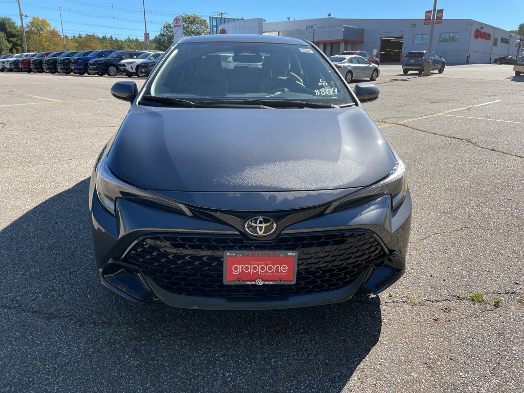 2025 Toyota Corolla SE photo 2