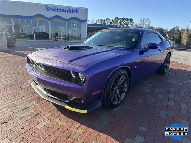 2023 Dodge Challenger R/T's photo