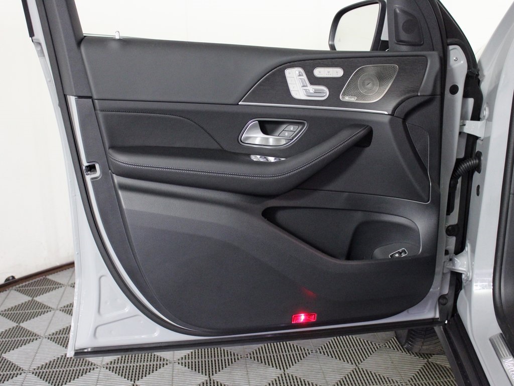 used 2026 Mercedes-Benz GLE car, priced at $65,489