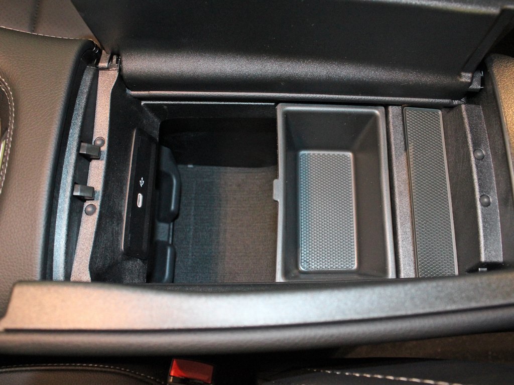 used 2026 Mercedes-Benz GLE car, priced at $65,489