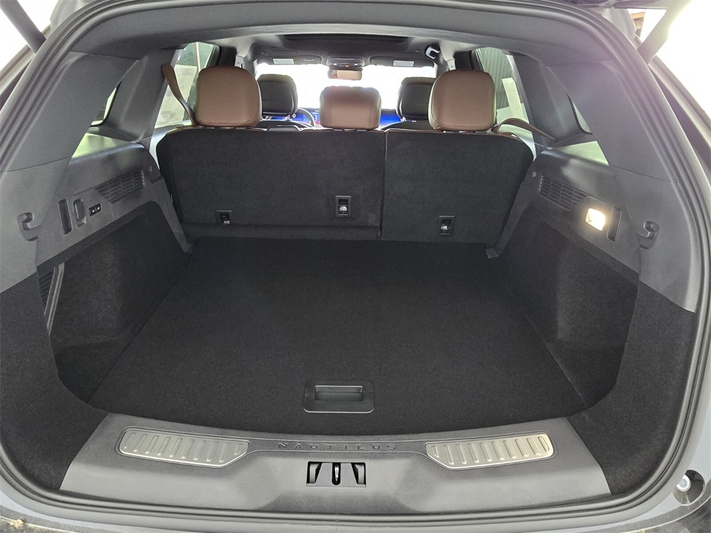 new 2026 Lincoln Nautilus car, priced at $70,123