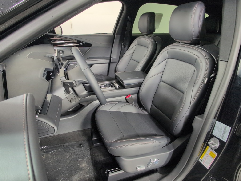 new 2025 Lincoln Nautilus car, priced at $59,521