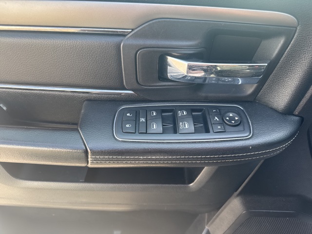 2016 Ram 1500 Sport photo 9
