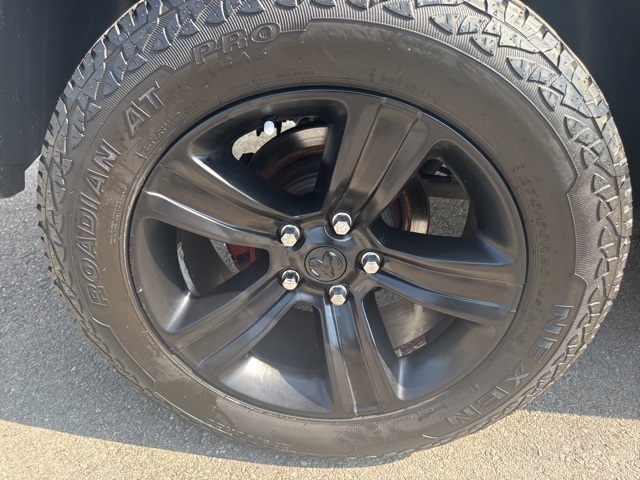 2016 Ram 1500 Sport photo 23