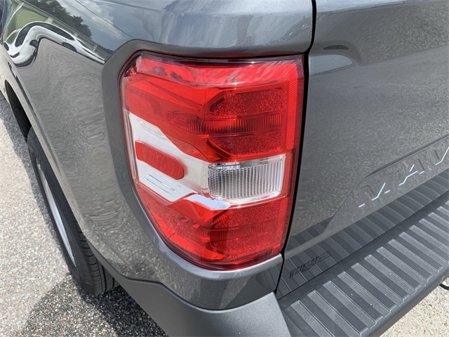 2025 Gray Metallic Ford Maverick XL AWD Truck