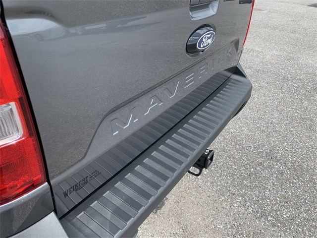 2025 Gray Metallic Ford Maverick XL AWD Truck