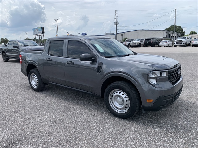 2025 Gray Metallic Ford Maverick XL AWD Truck
