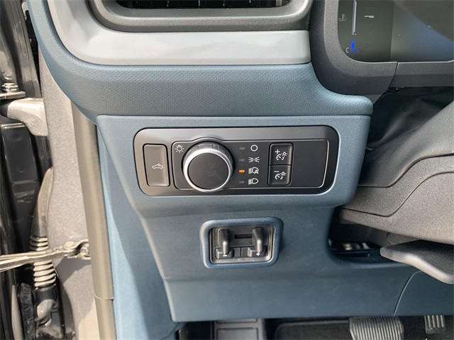 2025 Gray Metallic Ford Maverick XL AWD Truck