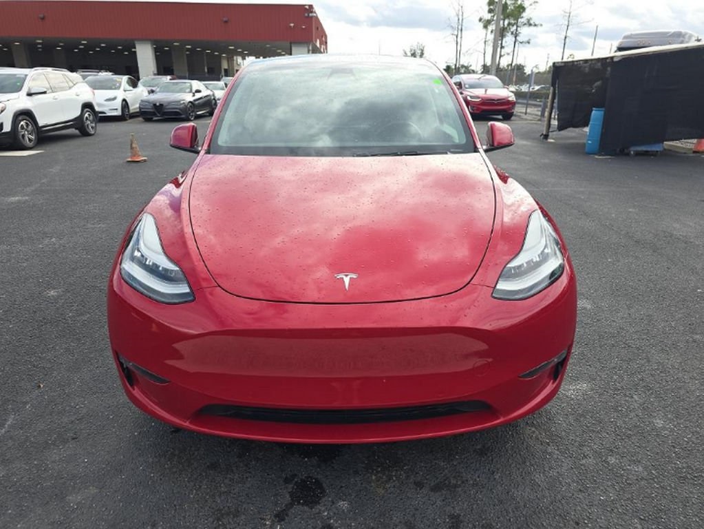 Used 2021 Tesla Model Y Long Range with VIN 5YJYGDEE8MF088376 for sale in Northfield, Minnesota