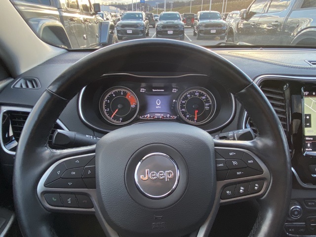 used 2020 Jeep Cherokee car, priced at $18,221