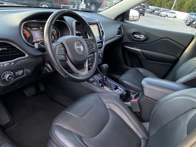 used 2020 Jeep Cherokee car, priced at $18,221