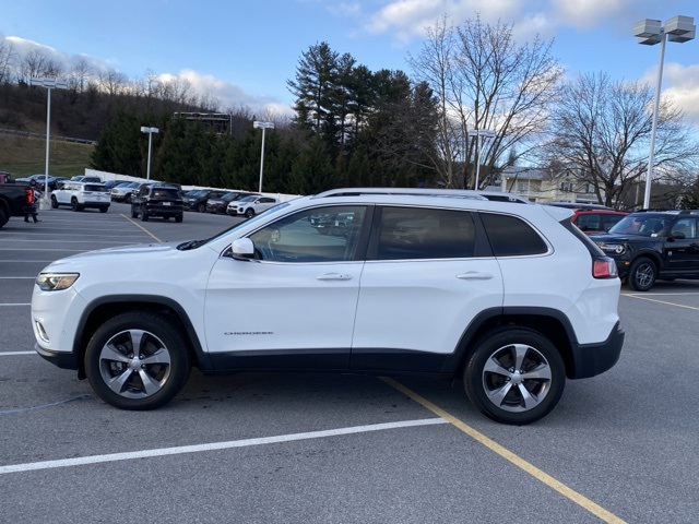 used 2020 Jeep Cherokee car, priced at $18,221