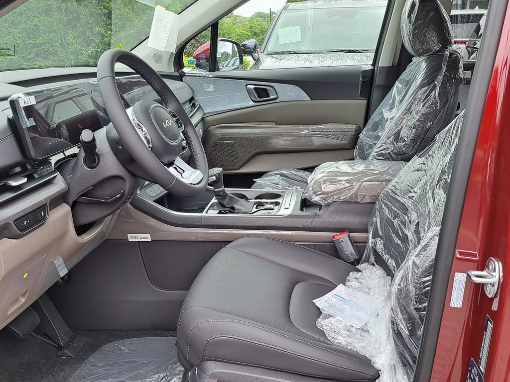 2025 Kia Carnival EX Sports Van FWD 12