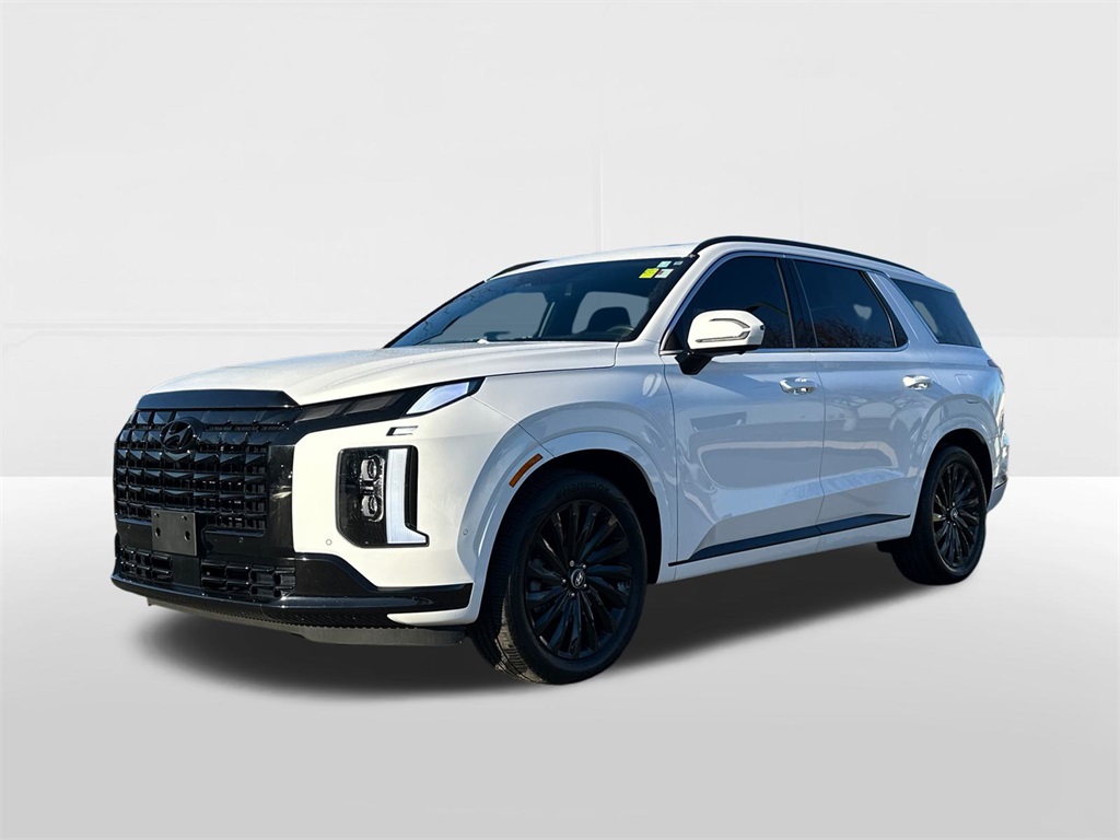 used 2025 Hyundai Palisade car, priced at $43,997
