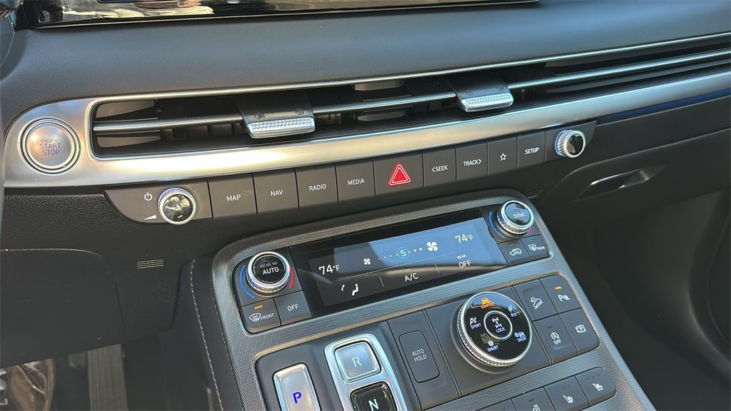 used 2025 Hyundai Palisade car, priced at $43,997