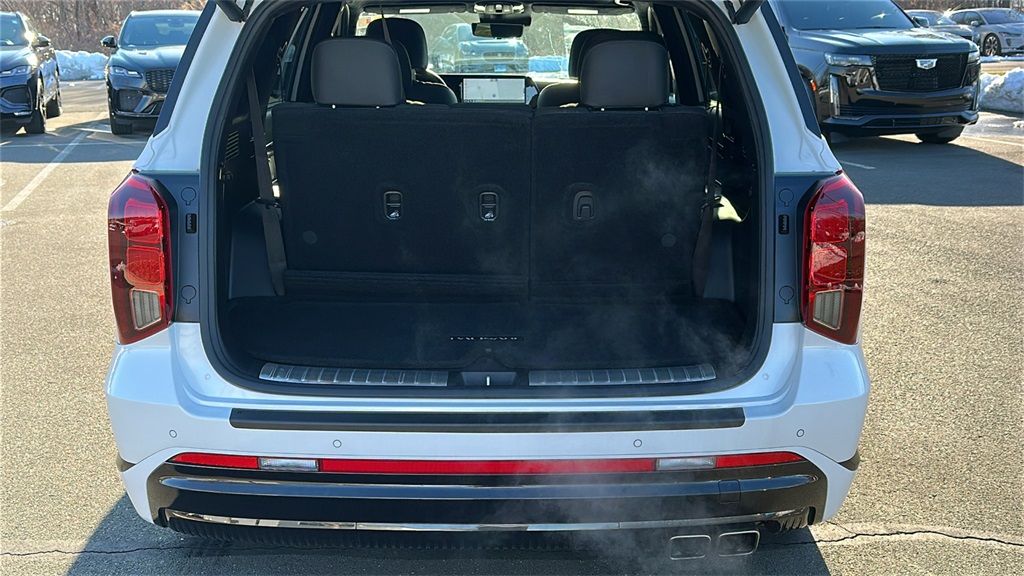 used 2025 Hyundai Palisade car, priced at $43,997