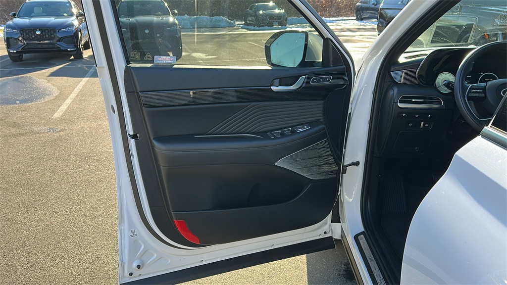 used 2025 Hyundai Palisade car, priced at $43,997