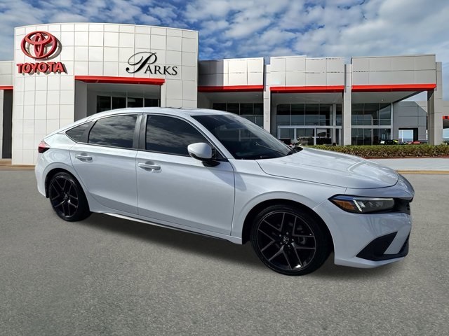 2023 Honda Civic Hatchback Sport Touring's photo