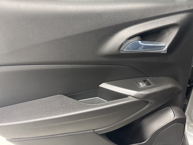 new 2026 Chevrolet Trax car, priced at $27,080