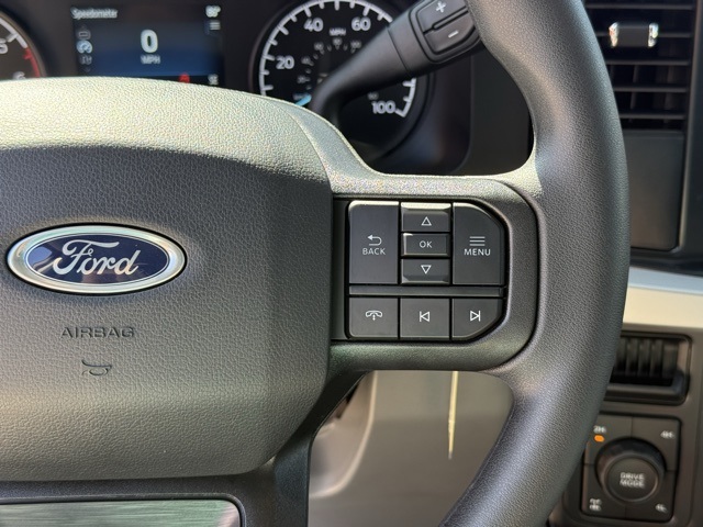 2025 Ford F-350 Super Duty XL