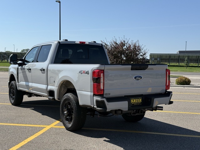 2025 Ford F-350 Super Duty XL