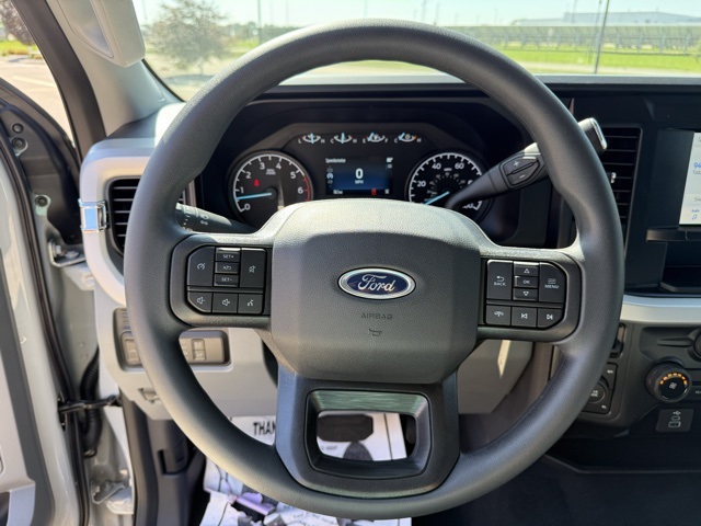 2025 Ford F-350 Super Duty XL