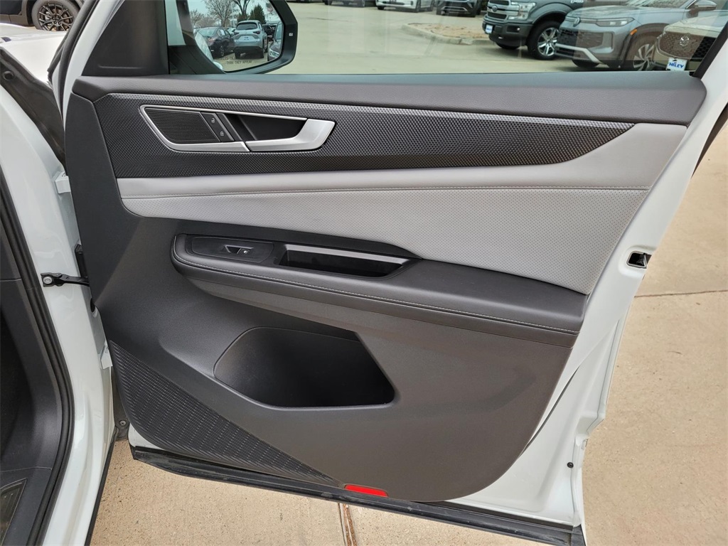 used 2024 Volkswagen Atlas Cross Sport car, priced at $32,700