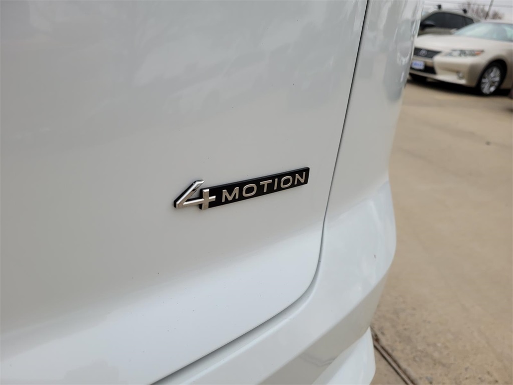 used 2024 Volkswagen Atlas Cross Sport car, priced at $32,700